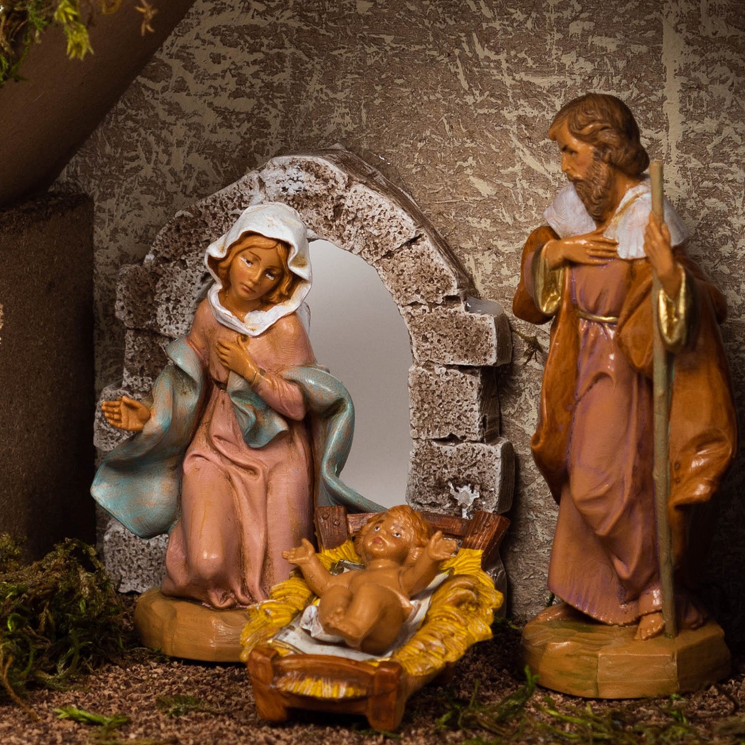 Holy Family Nativity Scene