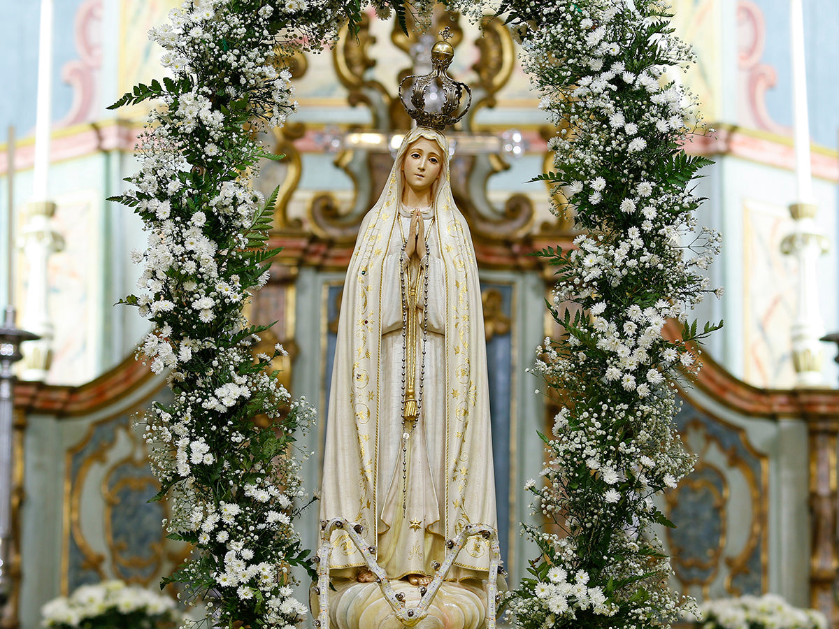 These 5 Prayers Were Taught at Fatima by Mary and an Angel